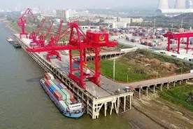 让铜陵走向世界——铜陵港外贸码头诞生记图片