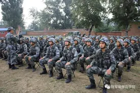 新学员8个50环！新兵6个“大满贯”图片