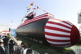 日本新型潜艇“大鲸”号下水，专家：不断发展海上防卫力量或打破地区军事平衡图片