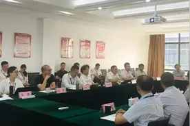 中国通号党委副书记、总裁徐宗祥到研究设计院集团粤港澳地区企业调研图片