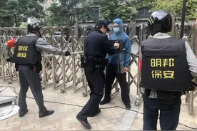 坏人来了，我不怕！西溪花园幼儿园阳光园区开展幼儿园反恐安全疏散演练图片