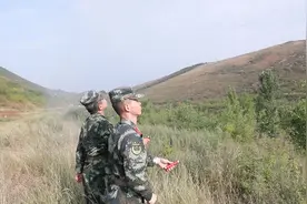 火力全开！直击武警重火器实弹射击现场图片