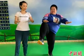 贵州300斤女孩励志减肥路：用汗水换来“半个自己”图片
