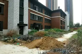 问政山东丨10年通不上正式电、1年多手续办不下……幼儿园现入园难 烟台市长陈飞：全面整改补教育短板图片