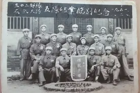 女兵丛艺 身怀六甲仍战斗在朝鲜战场图片