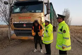 吉林白城交巡警一举查获四台“百吨王”图片
