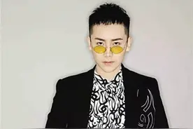 大连设计师携自主品牌“向世界告白”图片