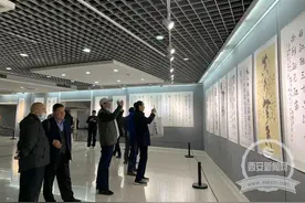 八旬书法家办展览 笔耕不辍70载引西安观众点赞图片