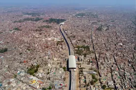 中国建造、广州运营！巴基斯坦首条地铁开通图片