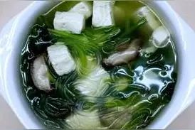 每日一膳｜秋天的菠菜，谁说跟豆腐不能搭档呢图片