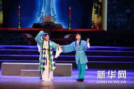 梨簧戏《安安送米》亮相戏曲百戏盛典图片