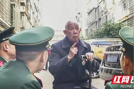 永州丨铭记历史，致敬英雄！武警官兵走访慰问抗美援朝老兵图片