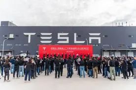 大批Model 3上海码头集结，中国制造特斯拉首次出口欧洲图片