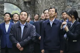 安徽池州党政代表团来镇学习考察图片