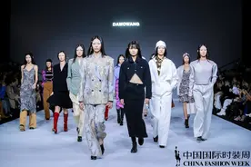 武侠内核、摩登外表-DAMOWANG·韩磊2021春夏新品发布图片