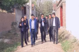 徐建国到菏泽市成武县调研民政领域决战脱贫攻坚工作视频封面