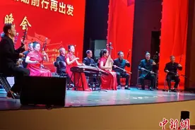 山西民间艺人痴迷二胡20载：学艺难守艺更难图片
