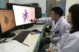 3D打印+肺癌三维重建技术！助力医生快速定位和精准切除肿瘤图片