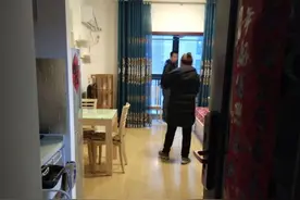 “你们为什么有我家钥匙？”柳石路一女子家中闯进3个陌生人，原来...图片