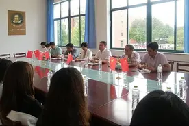 烟台南山学院：真情沟通，共谋发展！校领导与学生亲切座谈图片