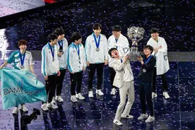 王朝易主！SN遗憾告负，千亿电竞市场背后，站着这位资本大佬图片