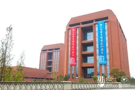 浙大管院庆建院四十周年发布商学教育“浙大方案”图片