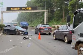 椰视频 | 事发海南西线高速澄迈福山段！男子驾车撞护栏，车头都撞烂了……图片