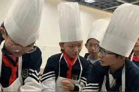 真香！文晖实验学校“的小伢儿“寻味杭城”，还能自制杭州美食图片