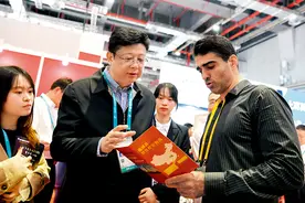 瞭望 | 湖北通城：开放一子落发展满盘活图片