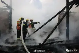 这80岁老奶奶，真猛图片