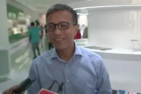 伯恩光学相关负责人接受媒体记者采访视频封面