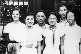 夜话丨舒乙：父亲老舍教会我爱的意义……图片