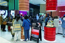 雅诗兰黛业绩连连下滑 抓住中国市场能“逆风翻盘”吗？图片