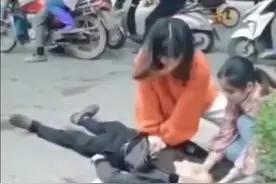 视频热传！百色三位小姐姐救人的样子，真美图片