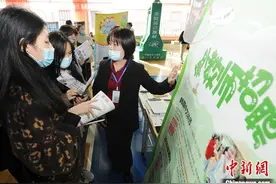 “疫后”中国跨境电商发展迅猛 企业争聘外语外贸类人才图片