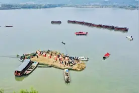 浙江德清：千人共聚下渚湖，百宴齐开鱼汤饭图片