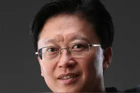纪录广州现代舞发展的摄影家陈锐军：金星沈伟从这里走向世界图片