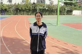 校园里的女飞人：场下温柔恬静，场上极具爆发力图片