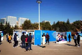 乘风破浪，继往开来！齐鲁软件园举办成立25周年视觉记忆图片展图片