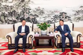 巢湖文旅项目加紧推进！虞爱华再与王健林商谈图片