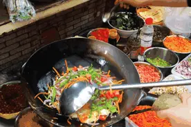 跟壹粉学做陕西风味小吃麻食，口感劲道又美味图片