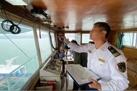 水上无线电专项整治 | 注意，这些都是违法行为！图片