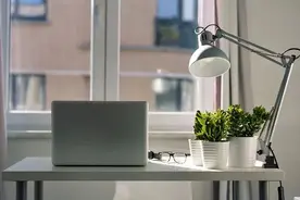 夜读 | 人为什么要热爱工作？这是我听过最好的答案图片