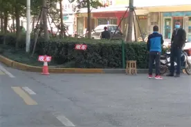 当街“收车”！武汉街头出现这样一群人，执法部门当场取缔图片