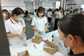 抖音电商推出质检物流一体化运营规范，玉石商品全网首推7天无理由退货图片