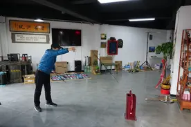 投壶、木牛流马、嘎拉哈，老年人玩具店：有情怀的店主，和唤醒童年的“解忧杂货铺”图片