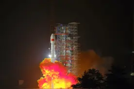 我国成功发射天通一号02星图片