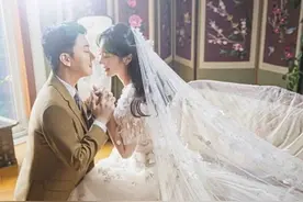 韩国女艺人裴涩琪今日与网络主播沈理燮结婚图片