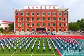 网瘾、厌学、抑郁……特训学校真能解决问题吗？图片
