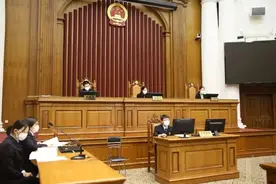 一款APP可打开摩拜、哈啰……“共享单车万能钥匙”案开庭图片
